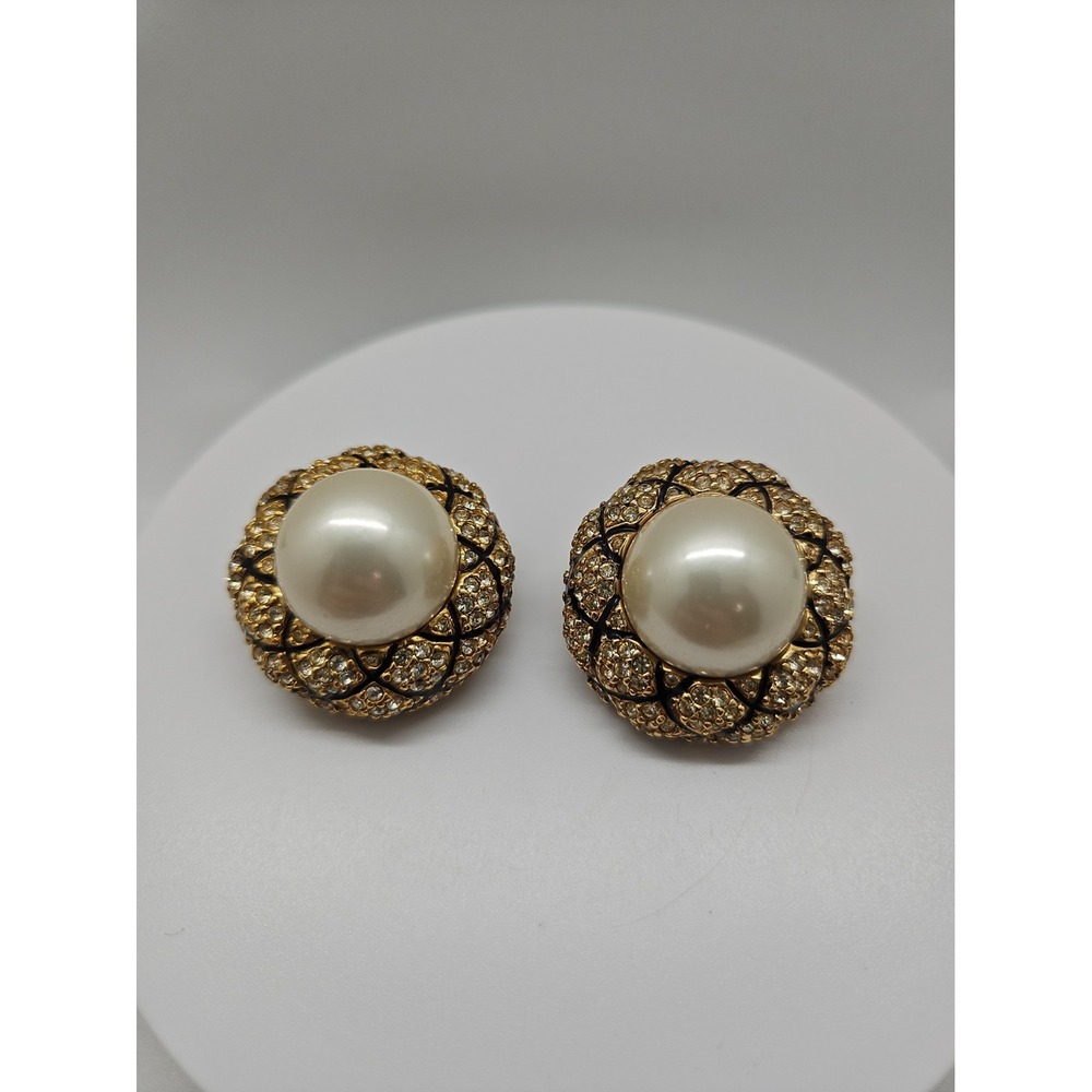 Vintage Ciner Gold Tone Pearl Dome Clip On Earrings Rhinestone Black Enamel